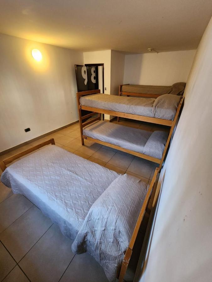 Anum Hostel أوشويا الغرفة الصورة