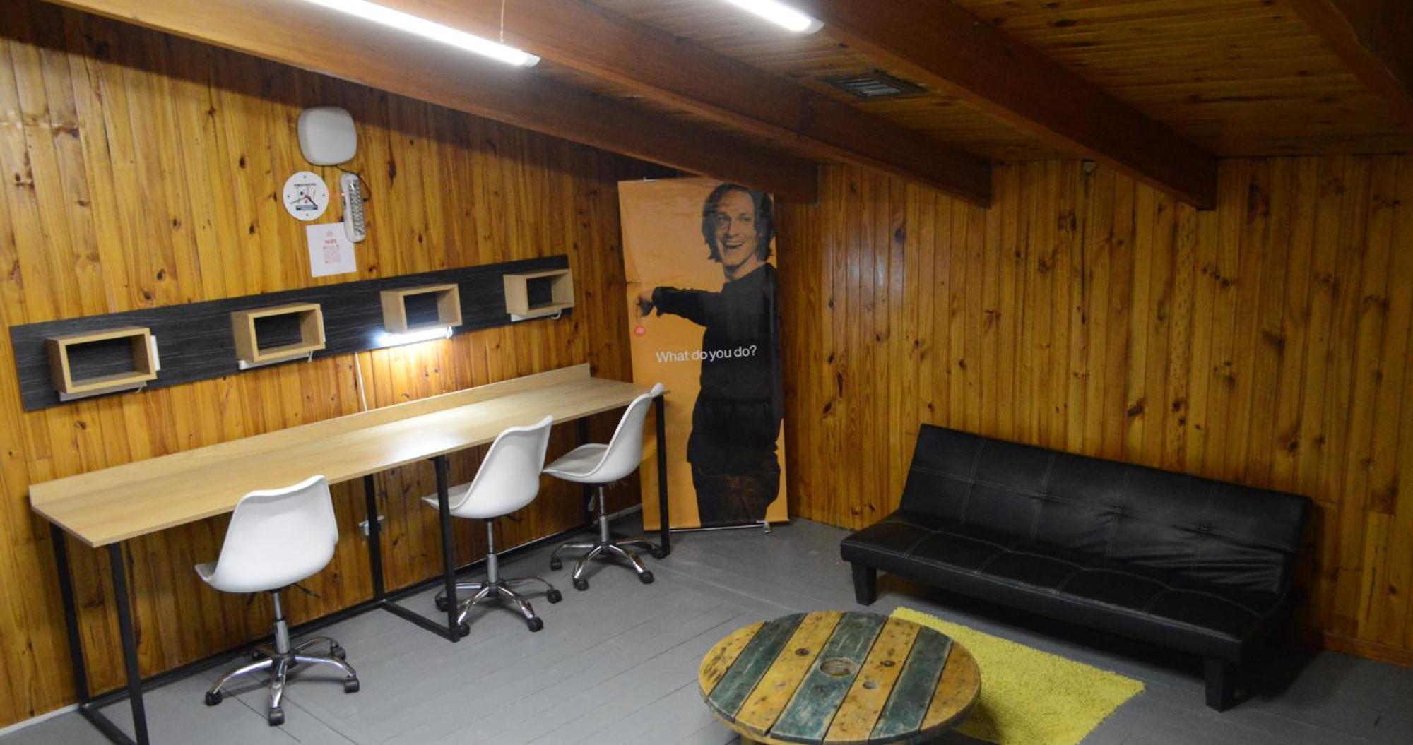 Anum Hostel أوشويا المظهر الخارجي الصورة